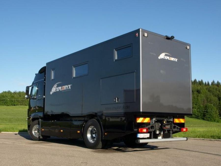  Volvo FH16 750 Exploryx Nyala 2013 года  (фото 2 из 3)